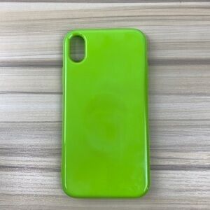 Pea Green Silicone Phone Case For iPhone XR - 6”x 4”x 0.5”